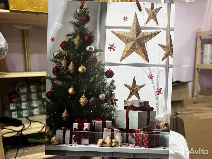 Новогодние подарочные пакеты