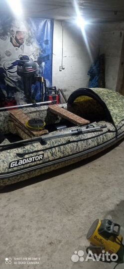 Лодка Гладиатор 330 е про