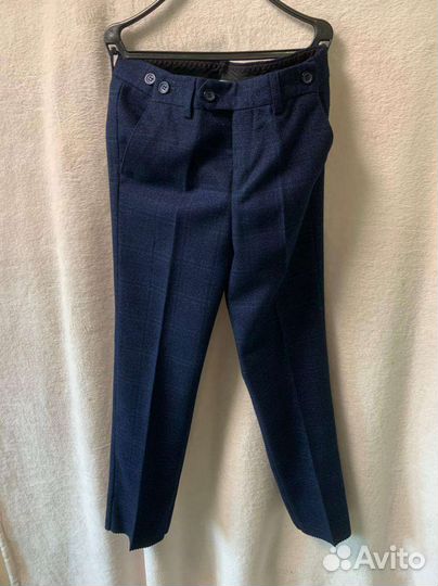 Новый школьный костюм 3-ка