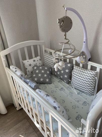 Бортики на детскую кроватку