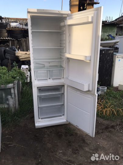 Холодильник Stinol