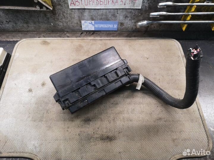 Блок предохранителей Ниссан Х-Трейл Т31