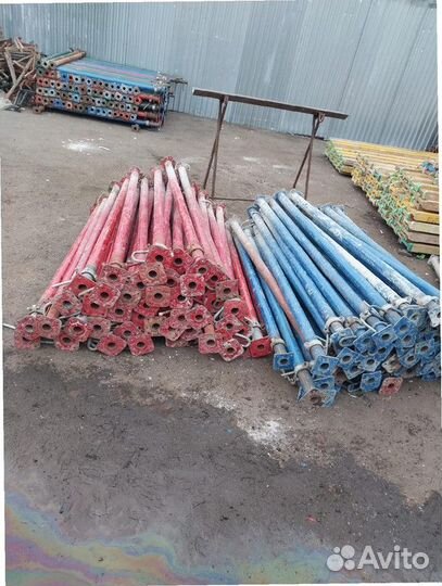 Телескопические стойки для строительных проектов Б/У