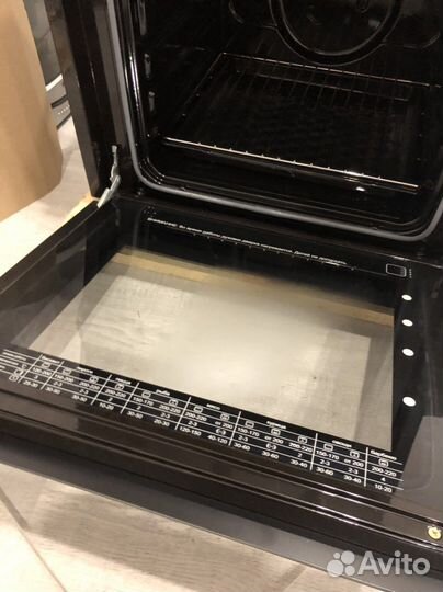 Духовка электрическая встраиваемая Darina чёрный