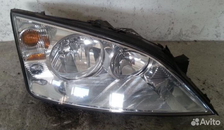 Фара левая Mondeo 3 Мондео 01-07