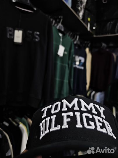 Бейсболка tommy hilfiger новые