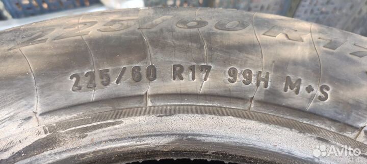 Pirelli Carrier 225/60 R17 99