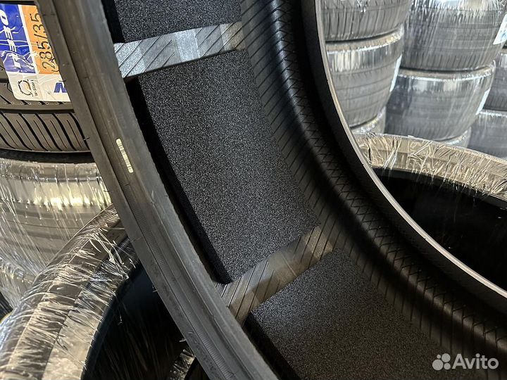 Winrun R330 285/40 R22 110W