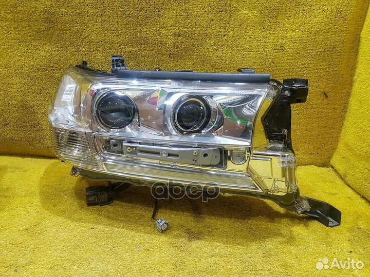 Деталь 8110560K12 toyota