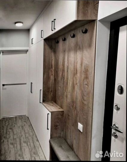 Шкаф в прихожую узкий