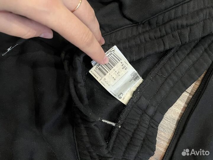 Спортивный костюм reebok женский