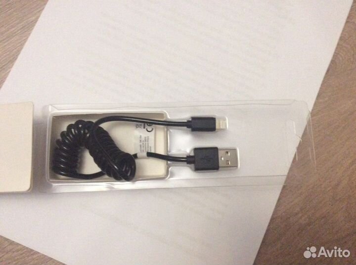 Кабель для зарядки iPhone
