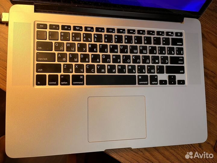 Macbook pro15 with retina display mid 2015 a1398