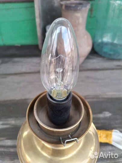 Лампа светильник