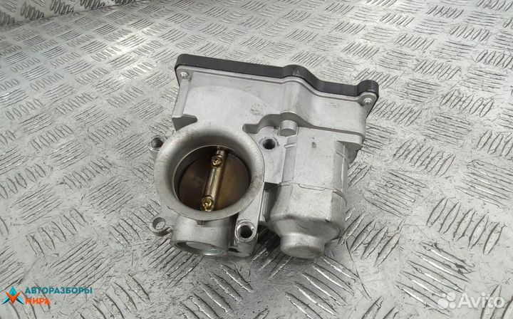 Заслонка дроссельная Nissan Note E11 2006