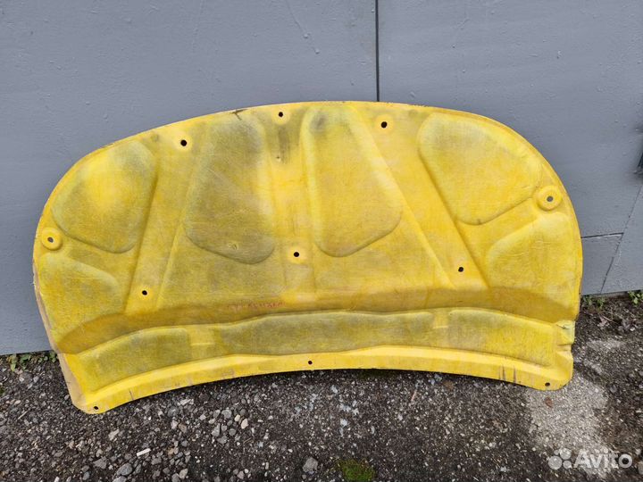 Шумоизоляция капота Mitsubishi Outlander 2 рест