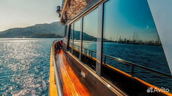 Моторная яхта Mulder Millenium 25M