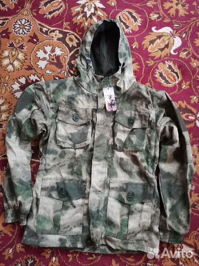 Комуфляжный костюм