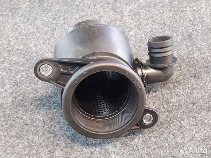 Патрубок впускной Audi Volkswagen 3.0tdi casa