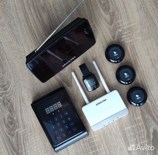 Кнопка вызова персонала, часы, табло, пуль, репите