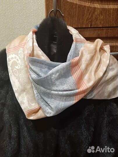 Шарфы и палантины