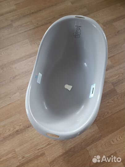 Ванночка для купания с горкой