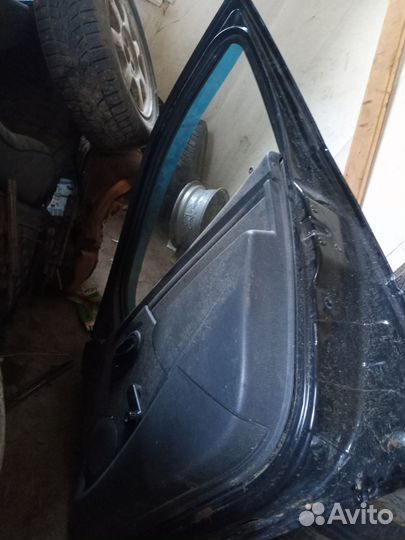 Дверь правая Рено Логан