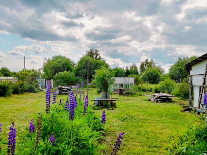 Дача 10 м² на участке 8 сот.