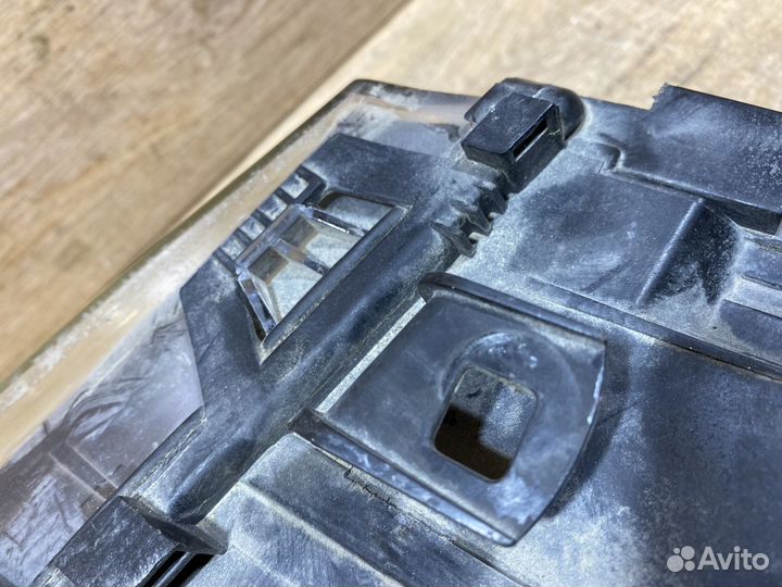 Фара передняя правая BMW E46 седан, дорест 141715