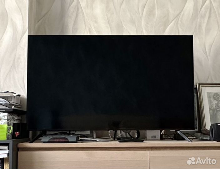Телевизор samsung SMART tv UE50TU8000U неисправный