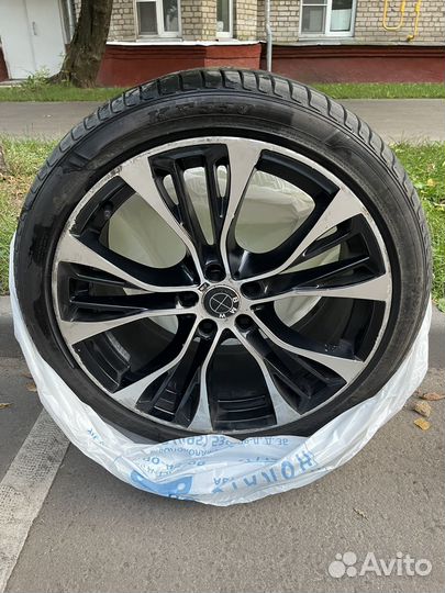 R21 Kinforest KF550-UHP 285/35, PCD 5x120 DIA 74.1