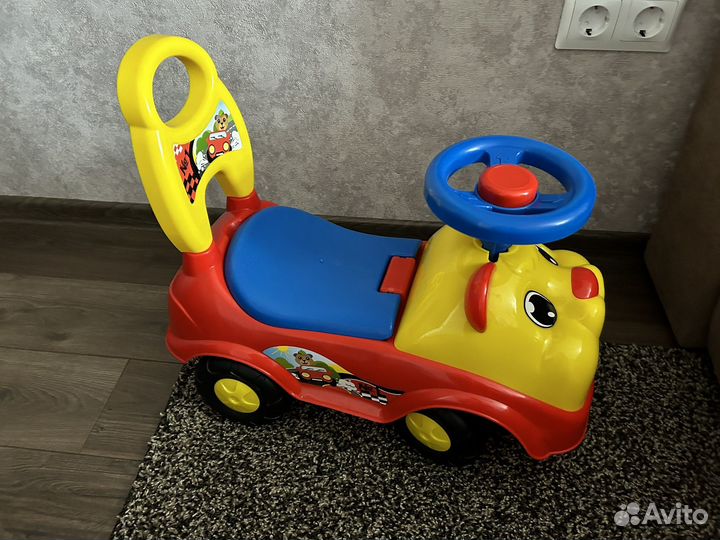 Машинка толокар