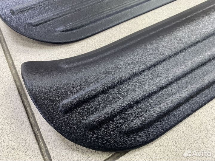 Накладки на пороги салона Volkswagen T5 / T6