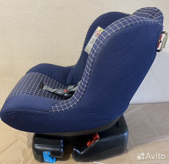 Детское кресло в машину Chicco 0-15кг