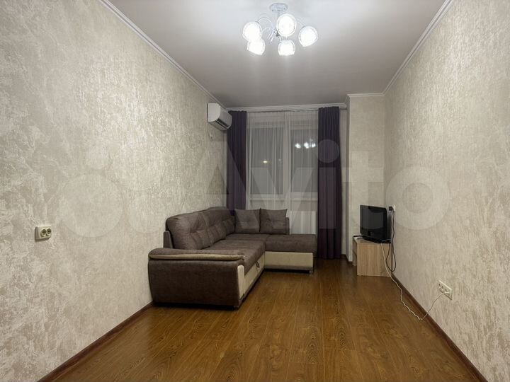 1-к. квартира, 42,1 м², 21/23 эт.