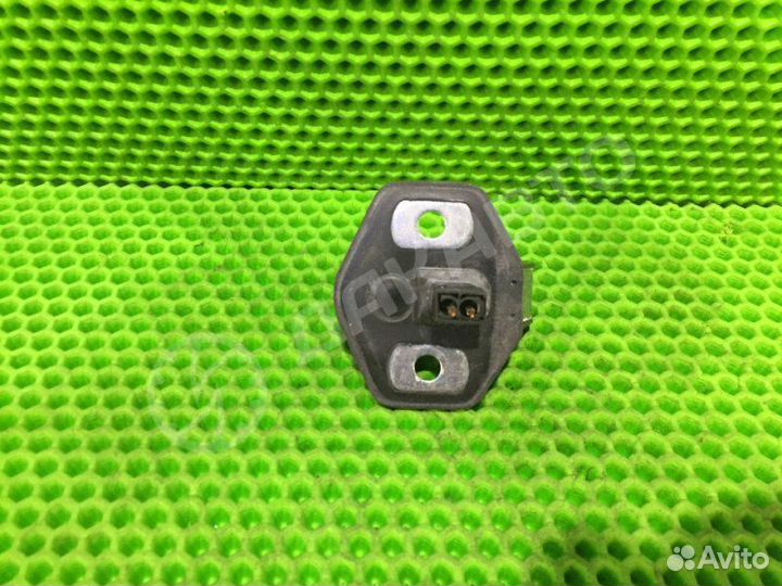 Ответная часть замка двери Bmw 5 E39