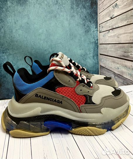 Balenciaga Triple S (женские/унисекс) 36,37,38,40