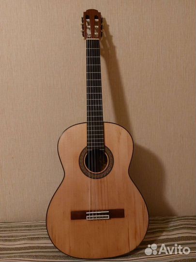 Классическая гитара мастеровая