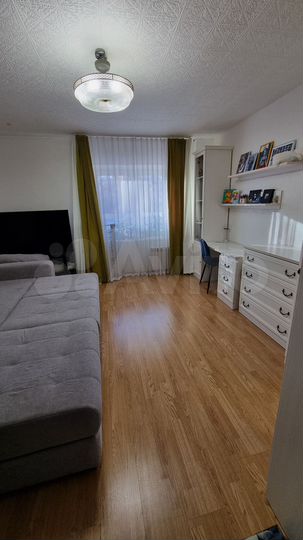 2-к. квартира, 42,3 м², 1/15 эт.