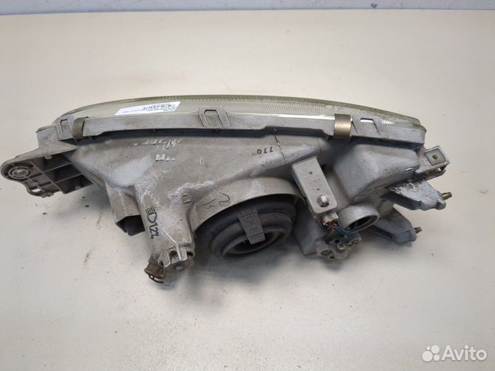 Фара (передняя) Mitsubishi Colt, 1997