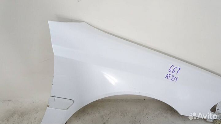 Крыло переднее правое Toyota Carina AT211