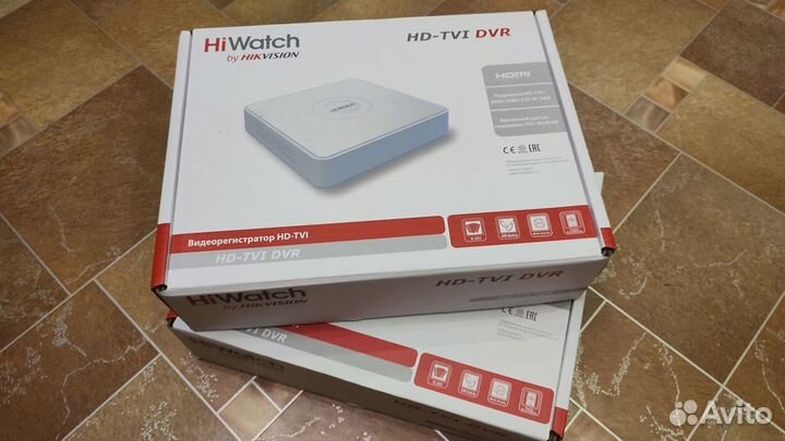 Гибридный 8Мп видеорегистратор Hiwatch DS-H104UA