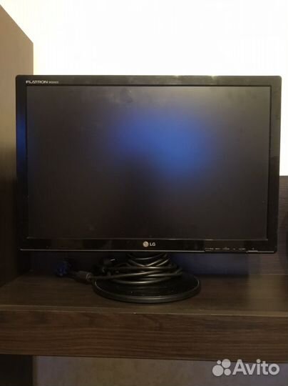 Монитор LG flatron w2042s