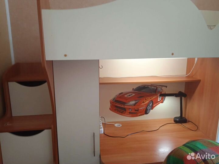 Спальная стенка с чердаком