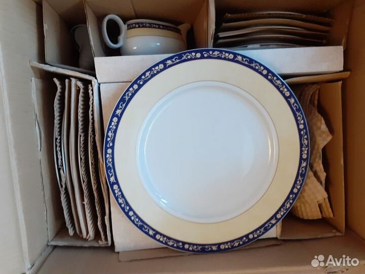 Новый чешский столовый сервиз