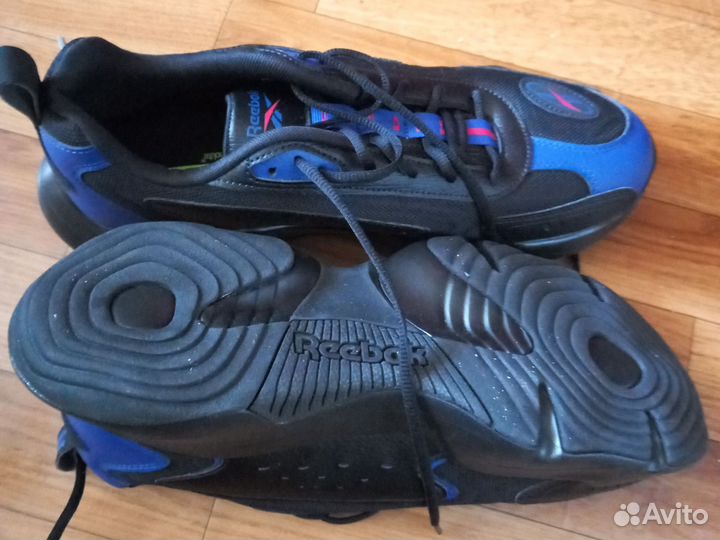 Кроссовки Reebok новые