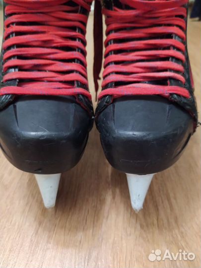 Коньки хоккейные 42 размер