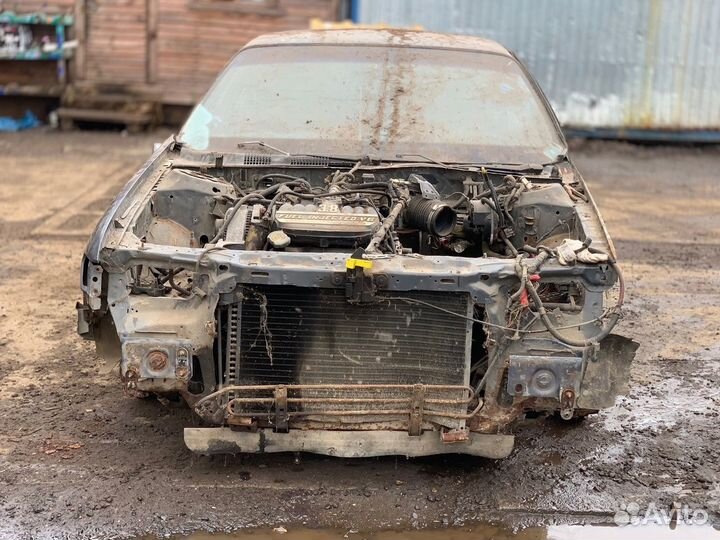 В разборе Ford Taurus 1993