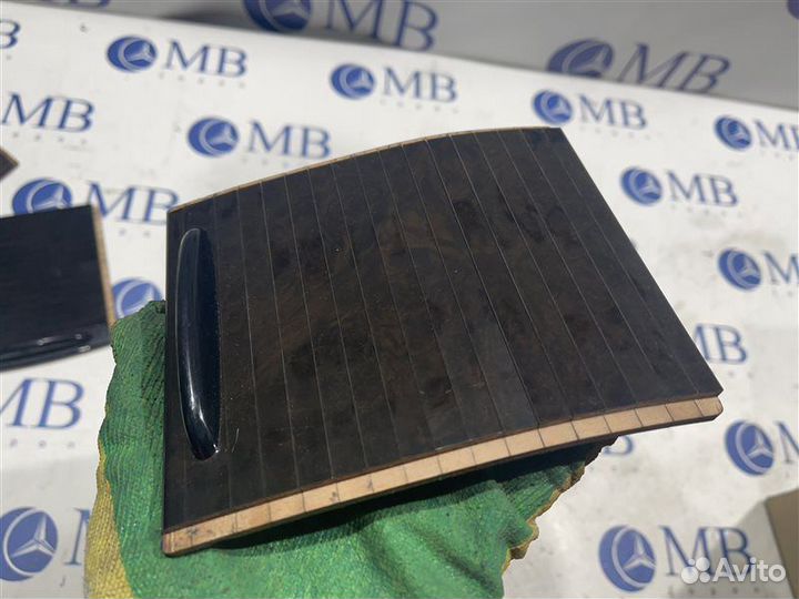 Накладка шторка задняя Mercedes-Benz Cls-Class