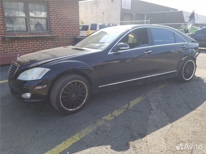 Разбор на запчасти Mercedes S W221